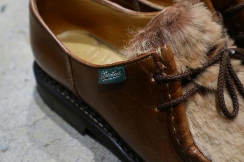 モカシンシューズ