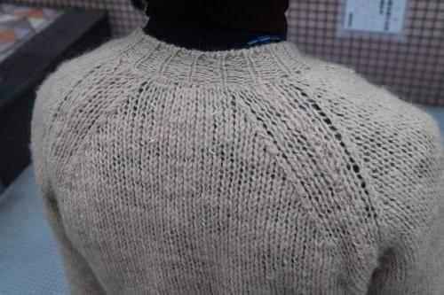 Vネックモヘアニットのセーター