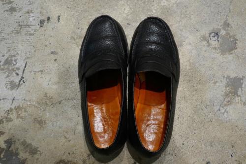 シグネチャーコインローファーのローファー