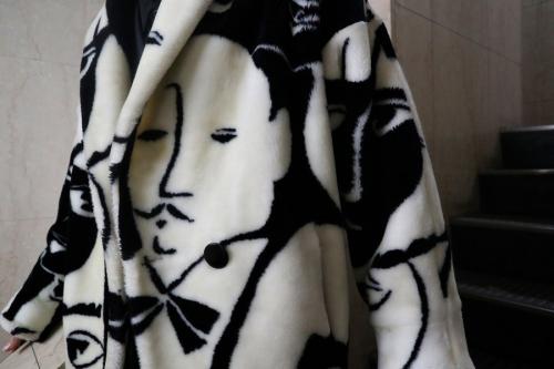 ダブルブレストコート