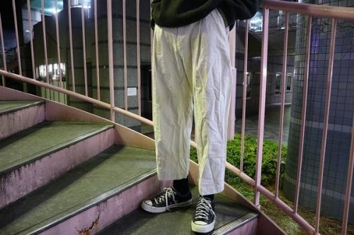 ボリュームパンツ