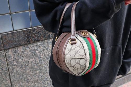 オフィディアGGボール型ショルダーバッグの525040