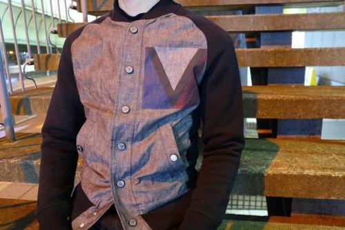 ガストンVスタジャンのブルゾン