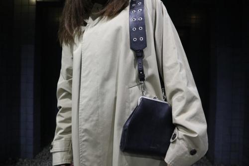 がま口ショルダーバッグのヴィンテージレザーバッグ