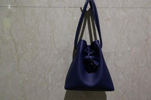 ヴァジックのBOND MINI