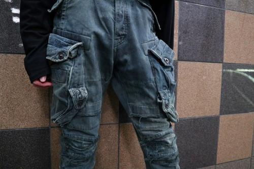 ガスマスクデニムカーゴパンツのresonanse期