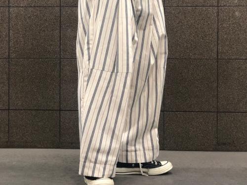 バギーパンツのHAMPTTON