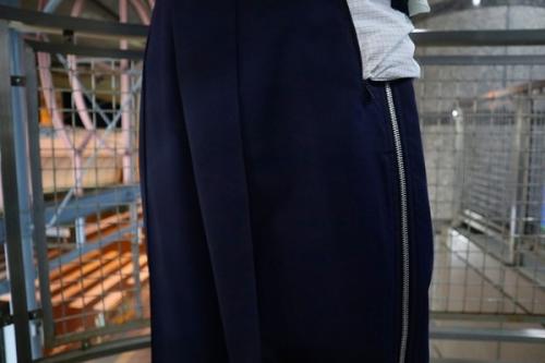 メゾン マルジェラ 10のWOOL POPELINE SIDE ZIP PANTS