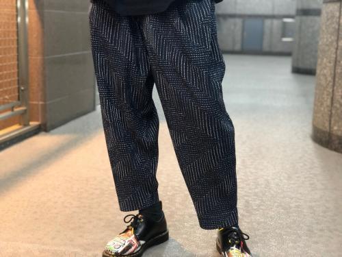 オム プリッセ イッセイミヤケの刺し子柄プリーツパンツ