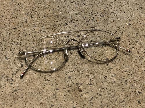 THOM BROWNEのトムブラウン