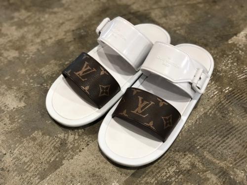 LOUIS VUITTON 　のルイ ヴィトン　