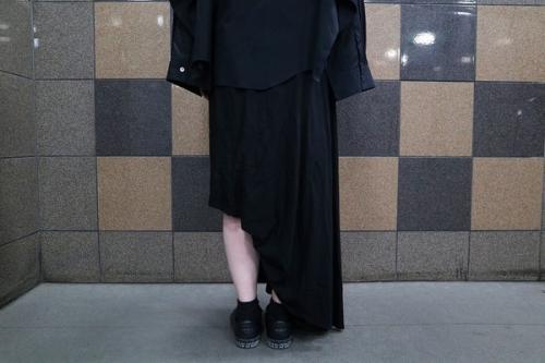 ヨウジヤマモトファムの変形ラップスカート