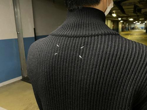 ドライバーズニットのメゾンマルジェラ