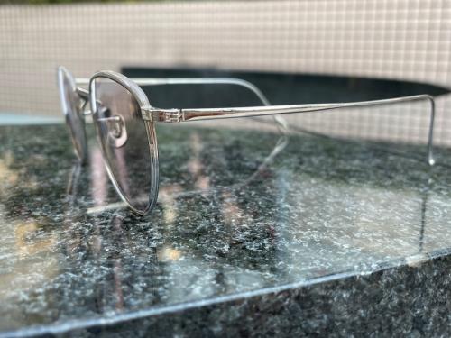 アイヴァンのサングラス