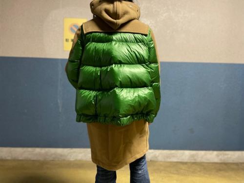 サカイ×グローバーオールのダウンドッキングダッフルコート