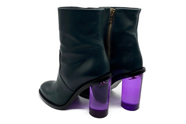 人気インポートブランドBURBERRY LONDON/バーバリーロンドンよりクリア