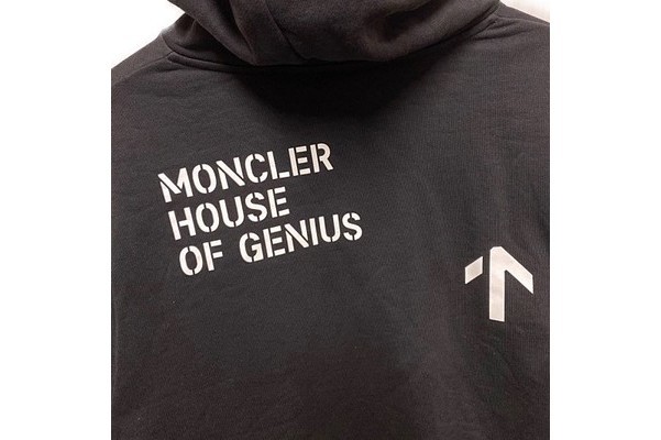 MONCLER HOUSE OF GENIUS TOKYO パーカー 東京 限定