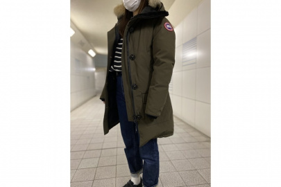 「インポートブランドのCANADA GOOSE 」