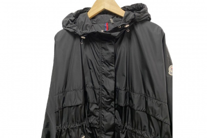 「インポートブランドのMONCLER 」