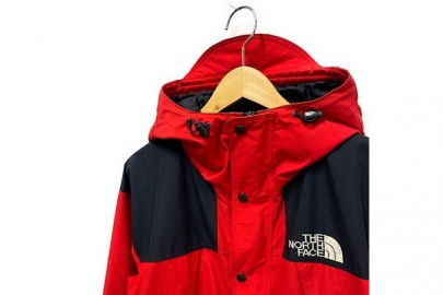 「アウトドアブランドのTHE NORTH FACE 」