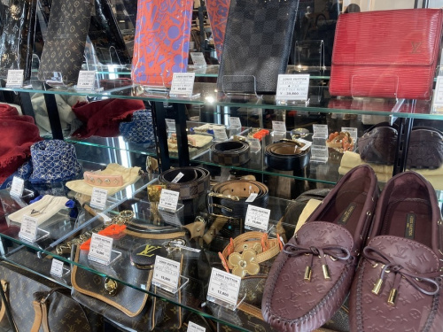 アクセサリーの時計