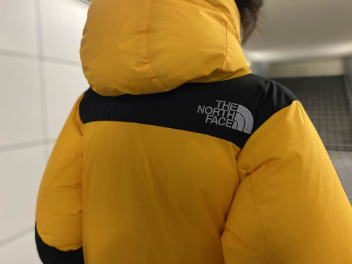 ザノースフェイススのバルトロライトジャケット