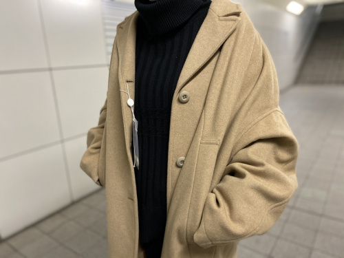 エムエムシックス マルタンマルジェラのワイドシルエットコート