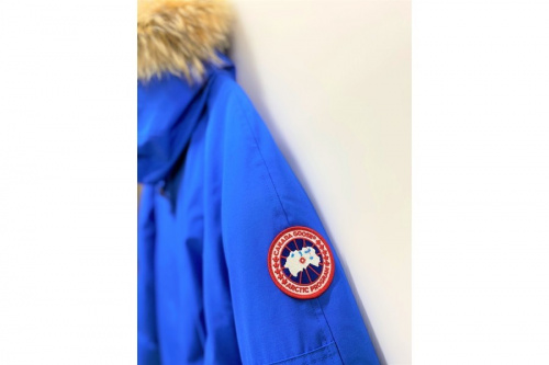 ダウンジャケットのメンズ