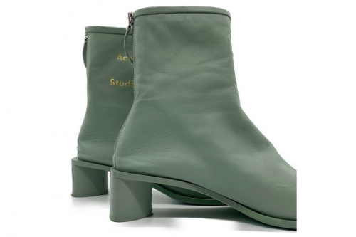 acne studiosのアクネストゥディオズ