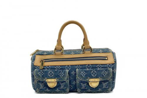 LOUIS VUITTON のルイ ヴィトン