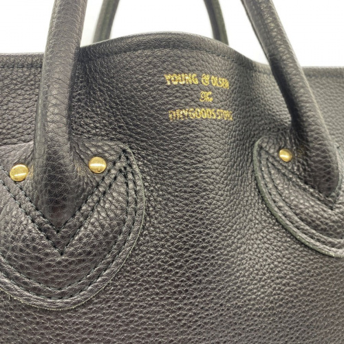 エンボスレザートートバッグのセレクトショップ取り扱いブランド