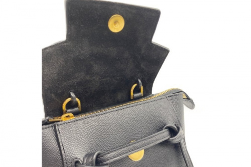 ショルダーバッグ