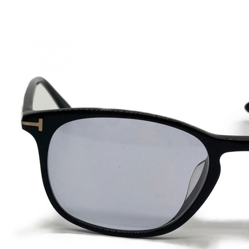 インポートブランドのTOM FORD