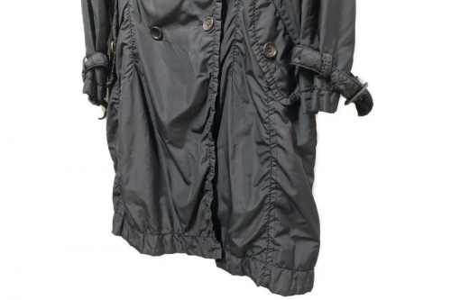 イッセイミヤケのナイロントレンチコート