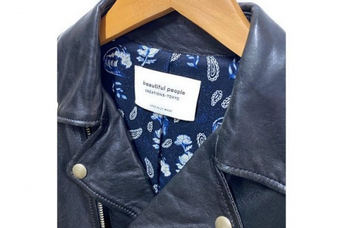 ライダースジャケットのレディース