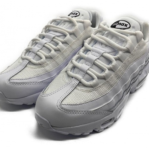 スニーカーのNIKE