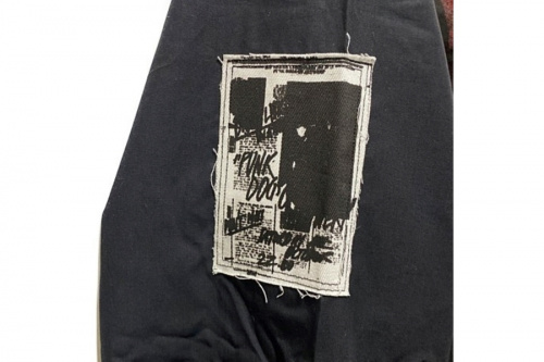 ラフシモンズ × フレッドペリーのオーバーサイズプリントパッチシャツ