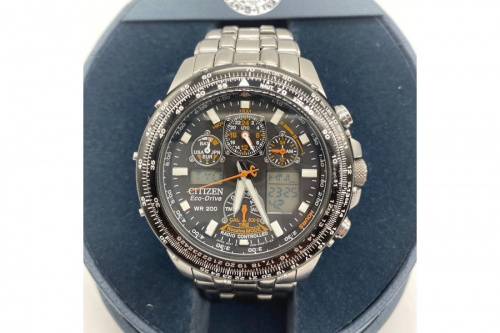 スカイホークA-T エコドライブの腕時計