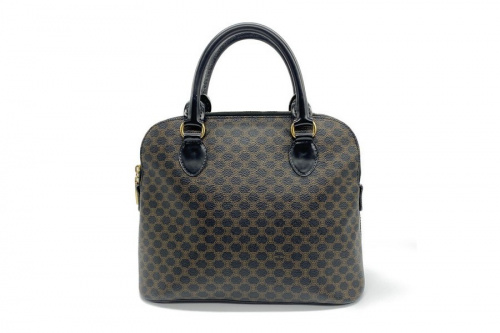 CELINEのセリーヌ