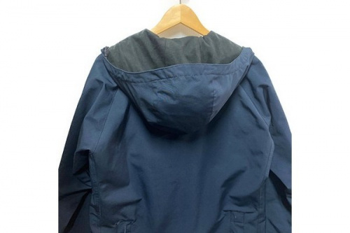 バブアーのSL BEDALE HOODED