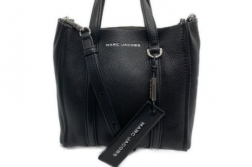 MARC JACOBSのマークジェイコブス