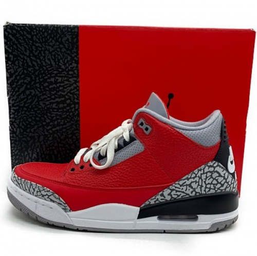 ナイキのAIR JORDAN3