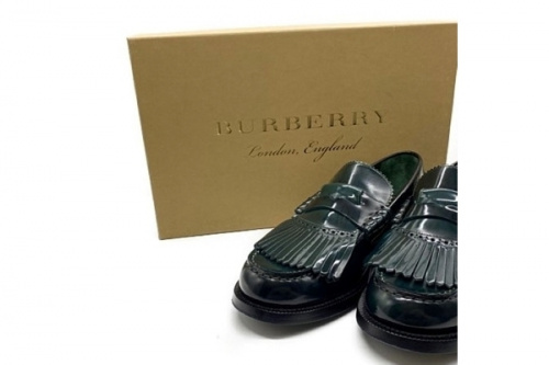 インポートブランドのBURBERRY LONDON