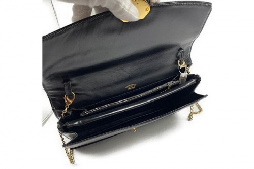 ヴィンテージチェーンショルダーバッグ OLD GUCCI 56のレディース