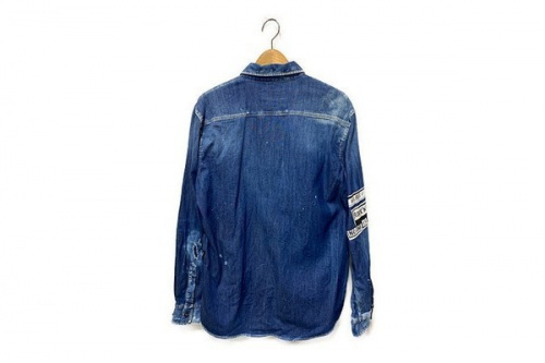 ディースクエアードのダメージ加工プリント付きデニムシャツ