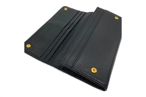 サフィアーノロングウォレットの財布