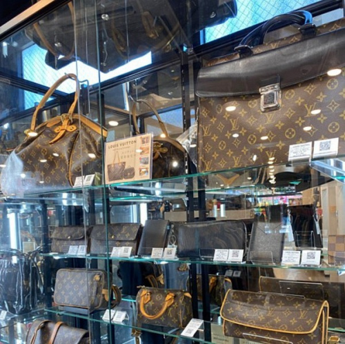 ラグジュアリーブランドのLOUIS VUITTON