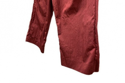 スタジオニコルソンの染色ナイロンパンツ