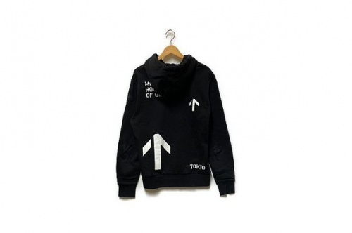 モンクレールのプルオーバーパーカー