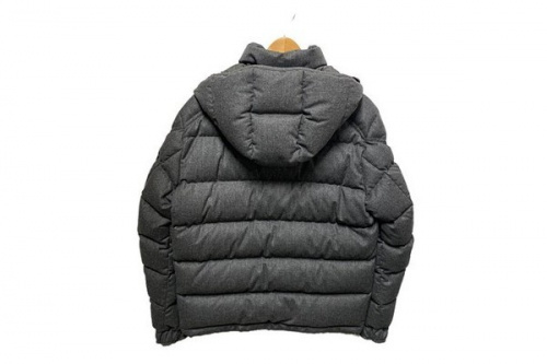 モンクレールのMONTGENEVRE